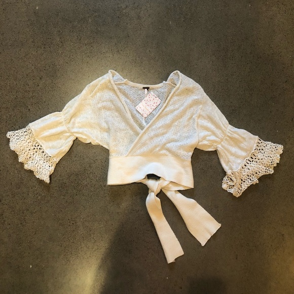 Free People Tops - FREE PEOPLE crochet cross top